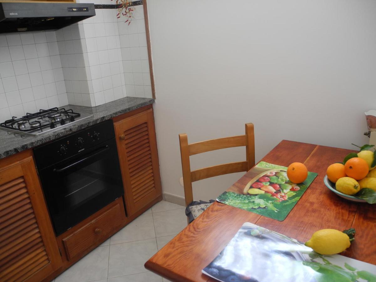 Apartamento Moonlight House Praiano Exterior foto